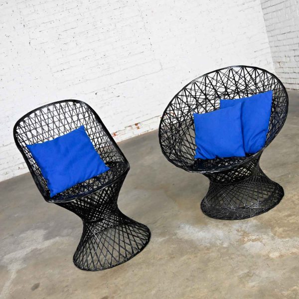 Mid-Century Modern Spun Fiberglass Outdoor Chairs Mismatched Pair 1 Slipper & 1 Hoop Chair