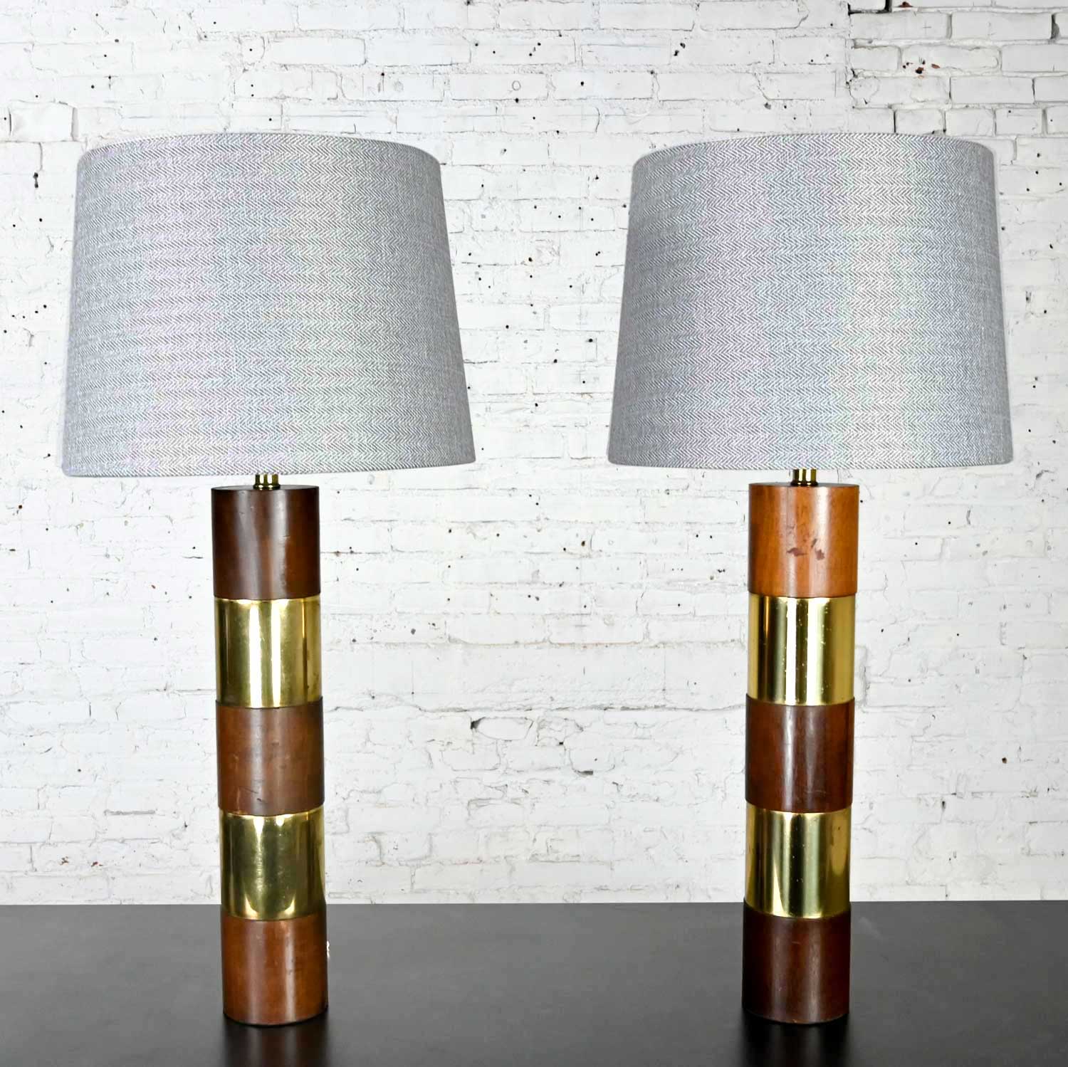 Wood & Brass Plate Banded Pair of Lamps in the Style of Milo Baughman for Thayer Coggin