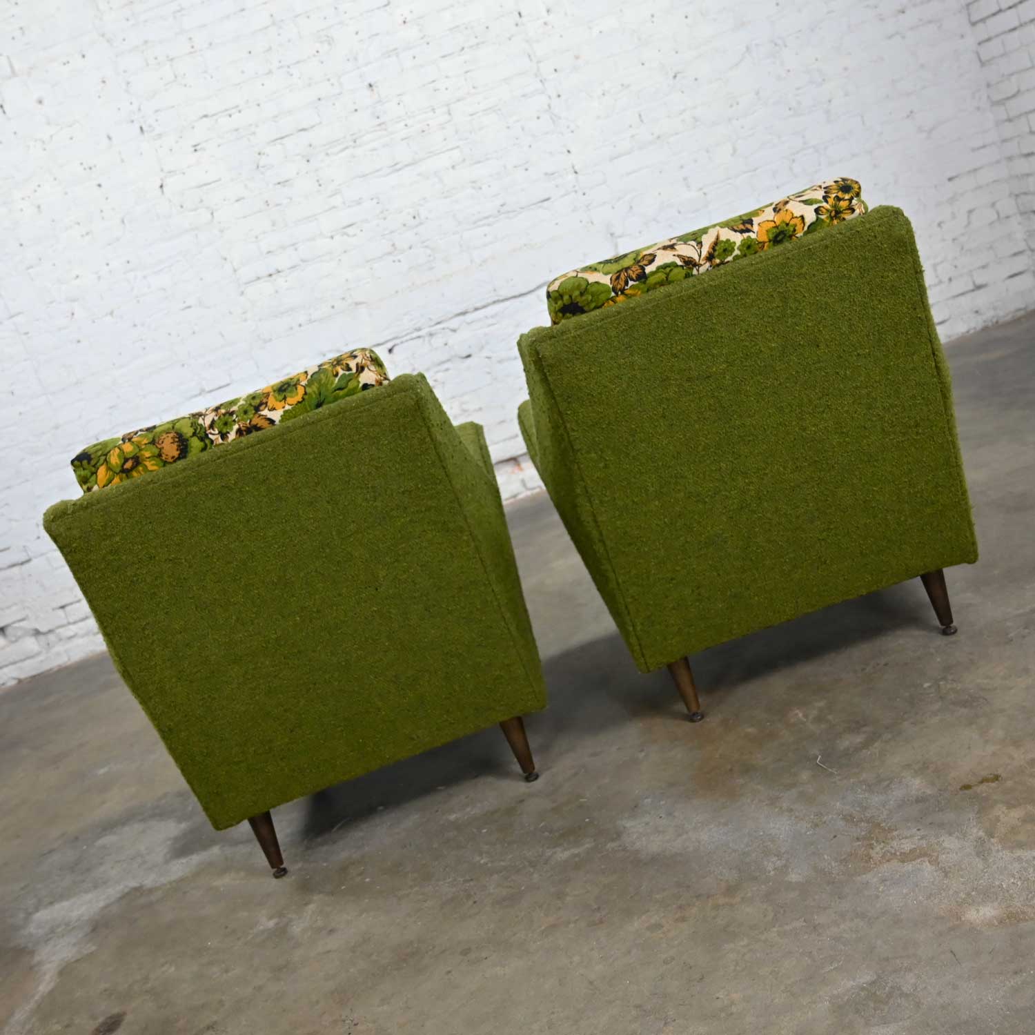 MCM Pair of Two-Toned Lounge Chairs by Mastercraft Original Green & Floral Fabric after Pearsall