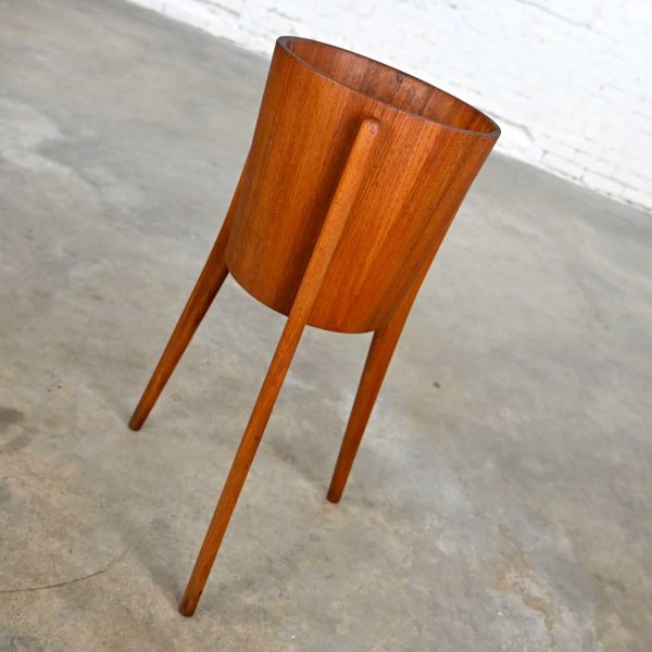 Vintage Teak Scandinavian Modern Tri Leg Standing Bucket Shaped Planter