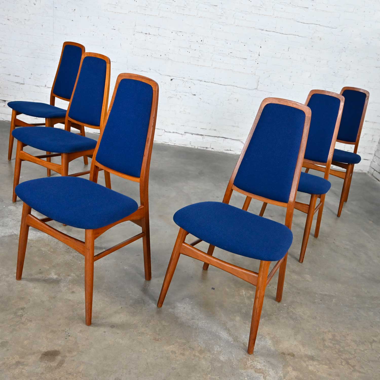 6 Vintage Vamdrup Stolefabrik Scandinavian Modern Teak & Blue Dining Chairs Style Eva Chair by Niels Koefoed