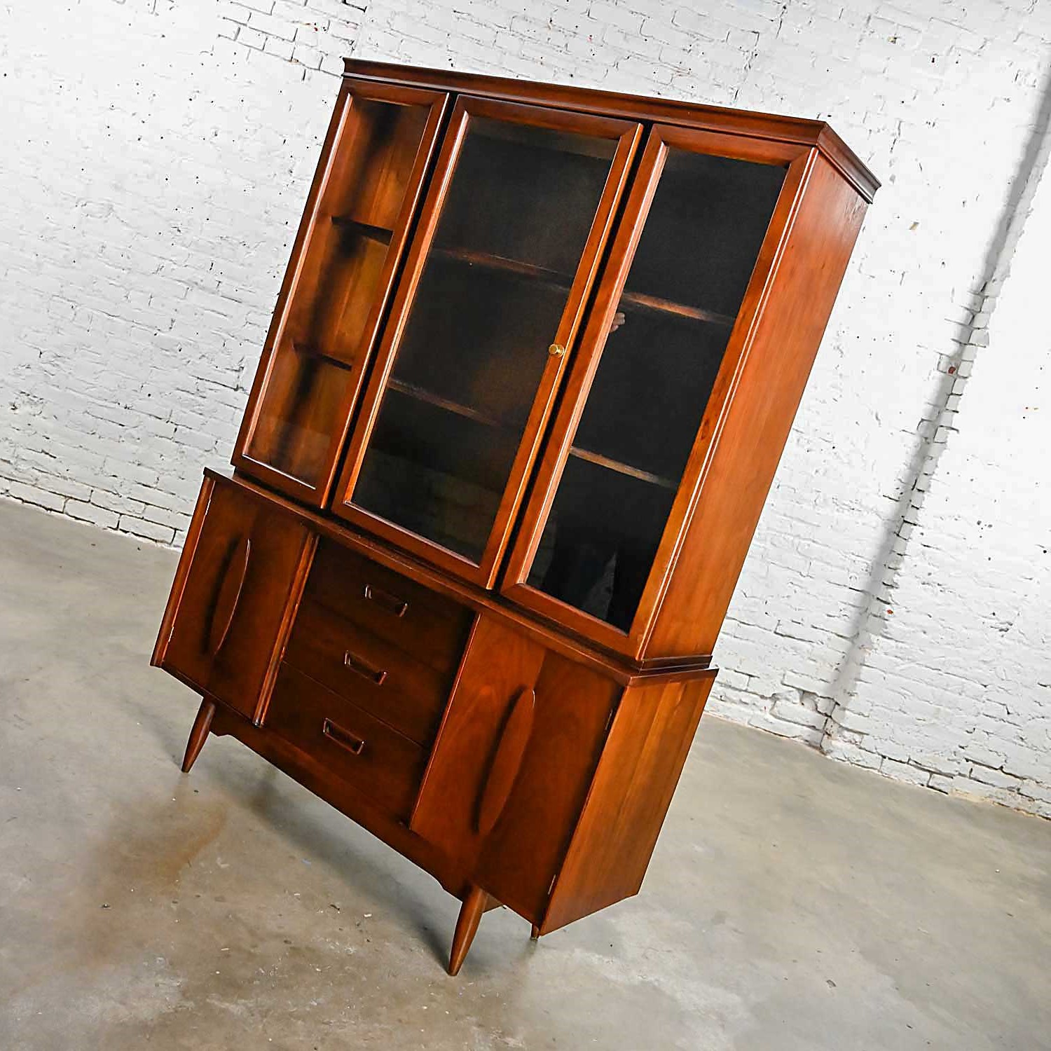 Mid-Century Modern 1 Piece Walnut Veneer China Hutch Attributed to Garrison Furniture