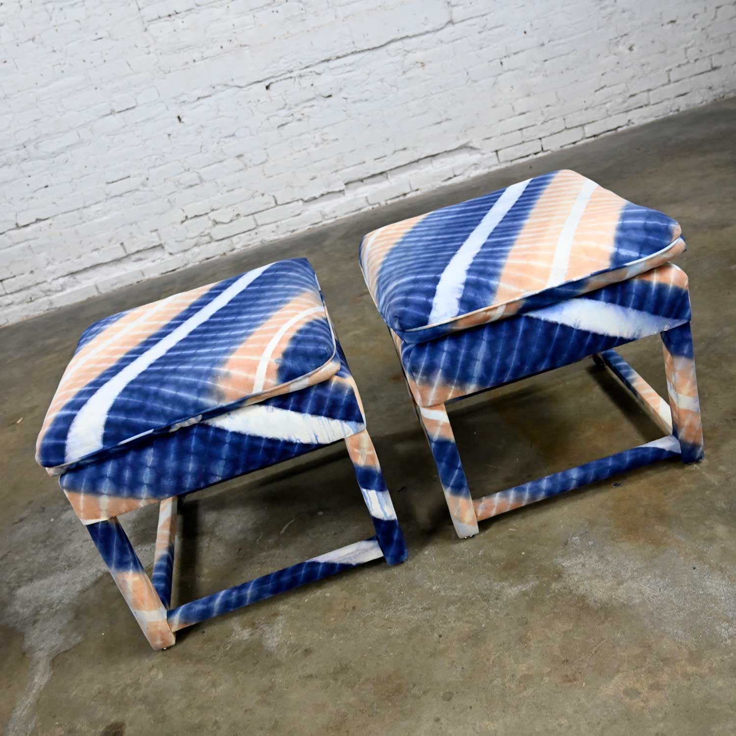 Milo Baughman Style Pair of Blue & Orange Tie-Dye Parsons Style Ottomans Stools or Benches