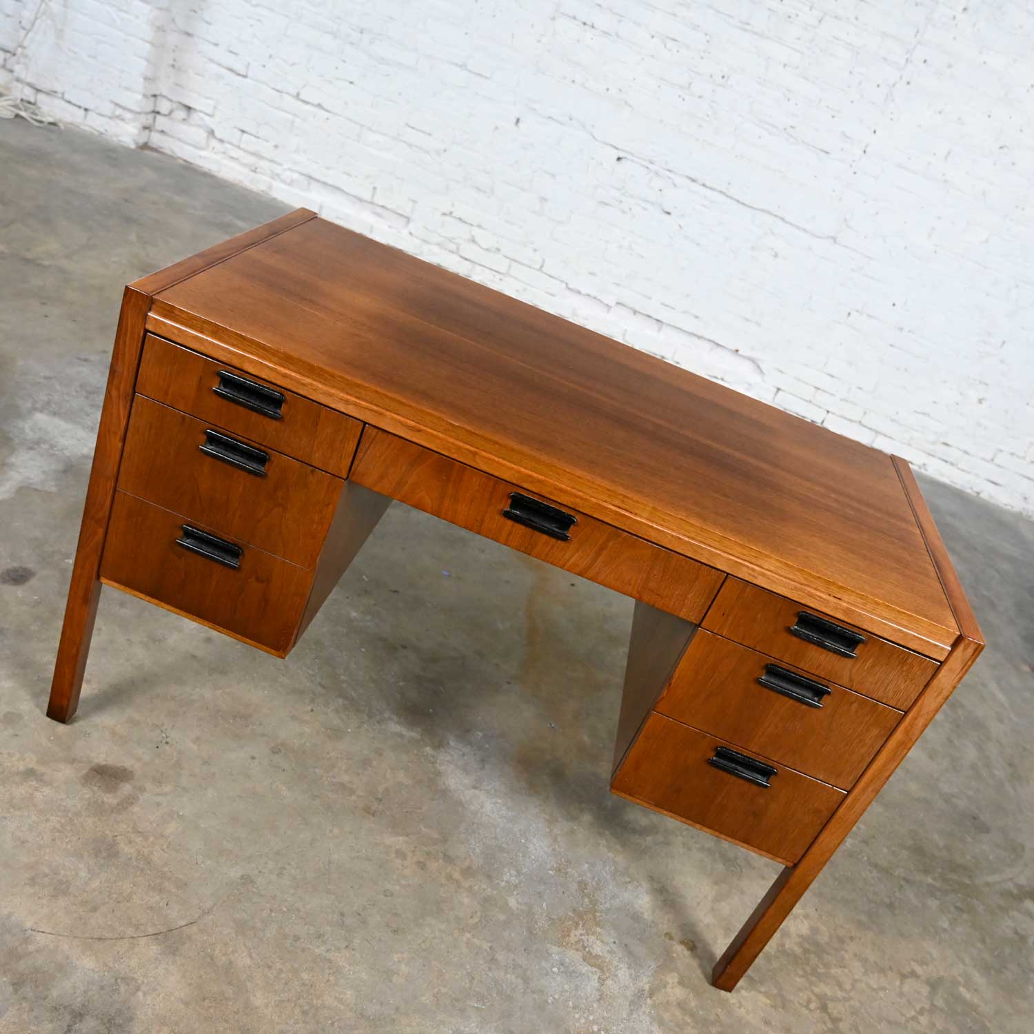 Mid-Century Modern Sligh Lowry Petite Walnut Veneer 6 Drawer Desk with Cane Front
