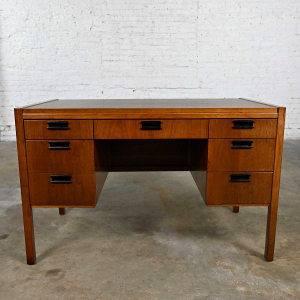 Mid-Century Modern Sligh Lowry Petite Walnut Veneer 6 Drawer Desk with Cane Front