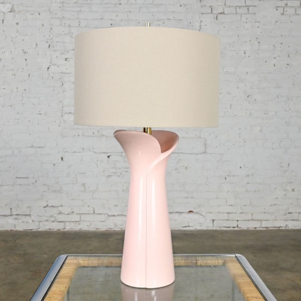 Vintage Art Deco Revival & Hollywood Regency Pink Lily-Like Modern Table Lamp