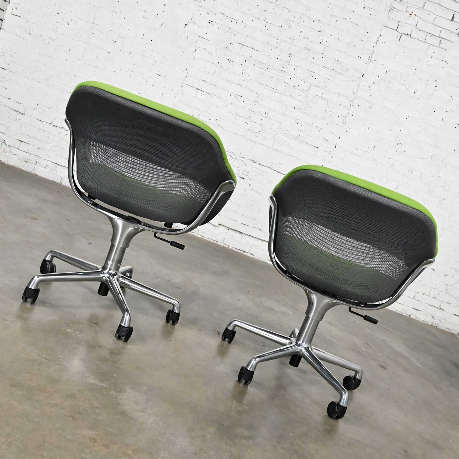 Modern Steelcase Green Mesh & 5 Prong Chrome Rolling Base Pair of Coalesse Office Chairs
