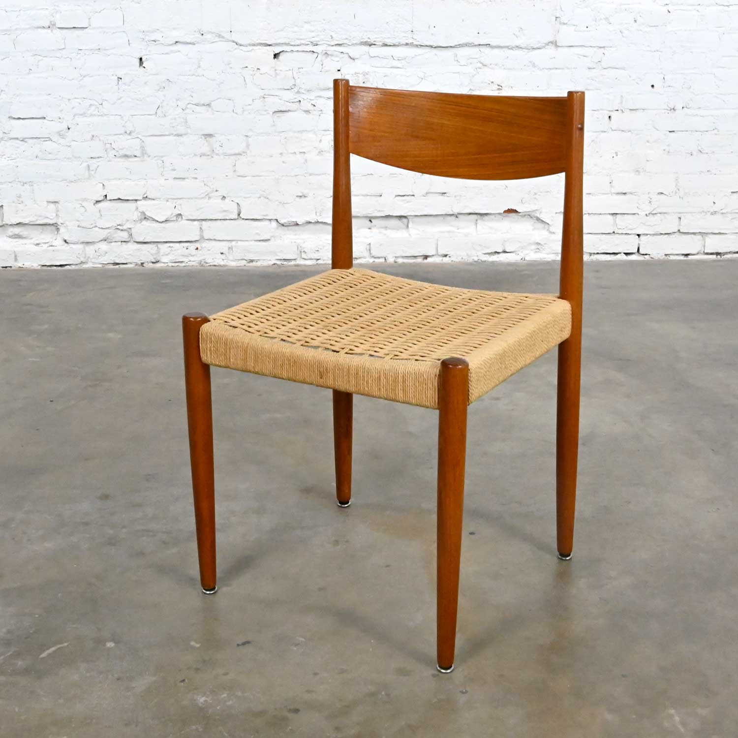 Vintage Scandinavian Modern Teak Side or Dining Chair Attributed to Poul Volther for Frem Rojle