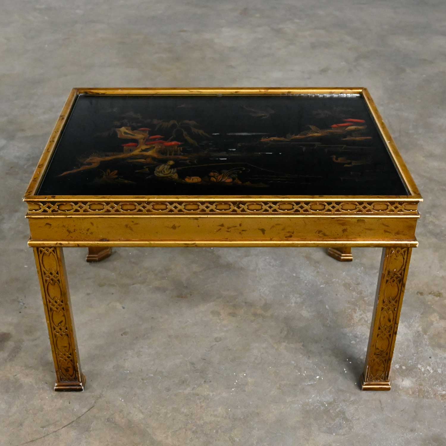 Vintage Chinoiserie Hand Painted Scene & Carved Gilt Wood Glass Insert End Table by Heritage Furniture