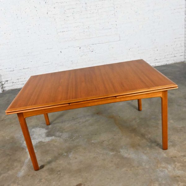 Vintage Scandinavian Modern Teak Draw Leaf Extending Dining Table by Folke Ohlsson for DUX