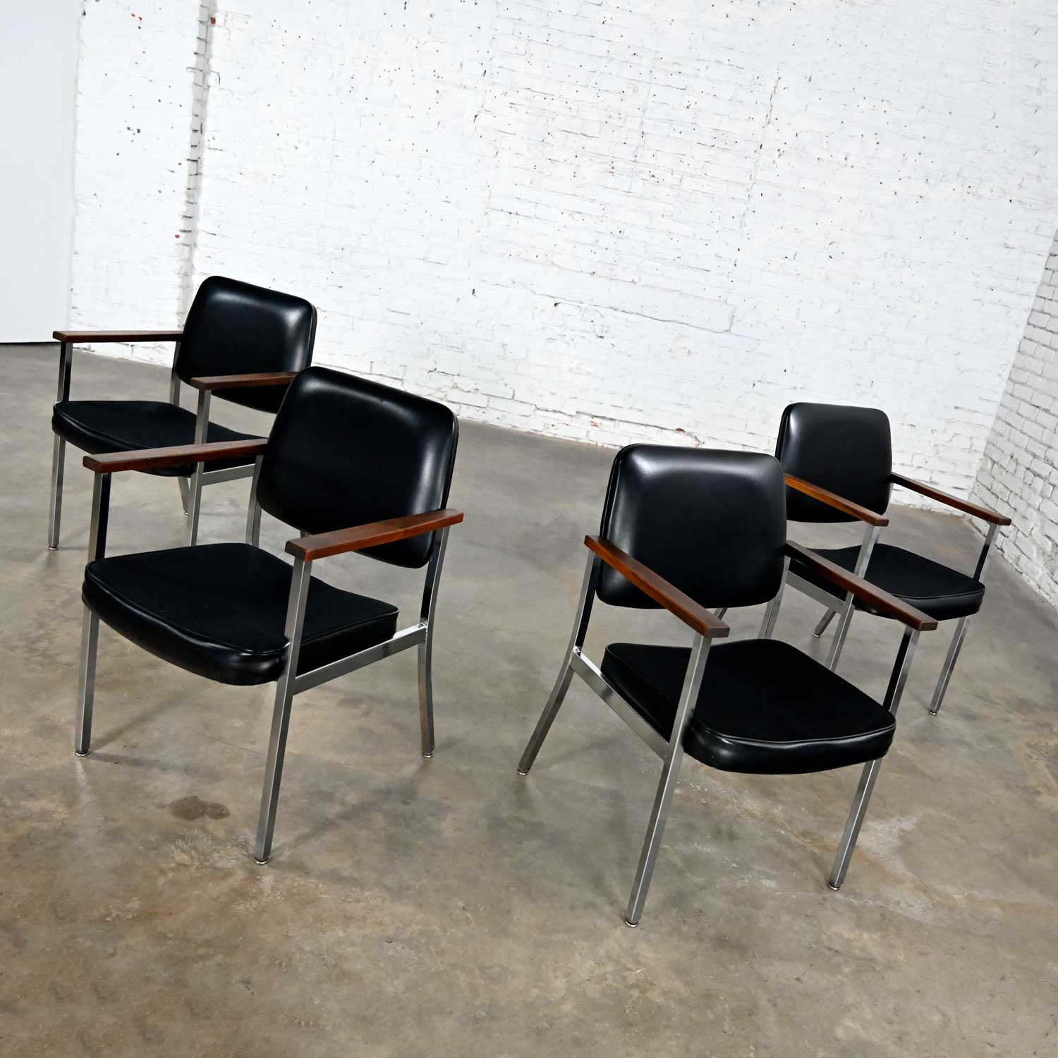 Mid Century Industrial Chrome & Black Vinyl Wood Arm Dining Office Chairs by Superior Chaircraft Set of 4