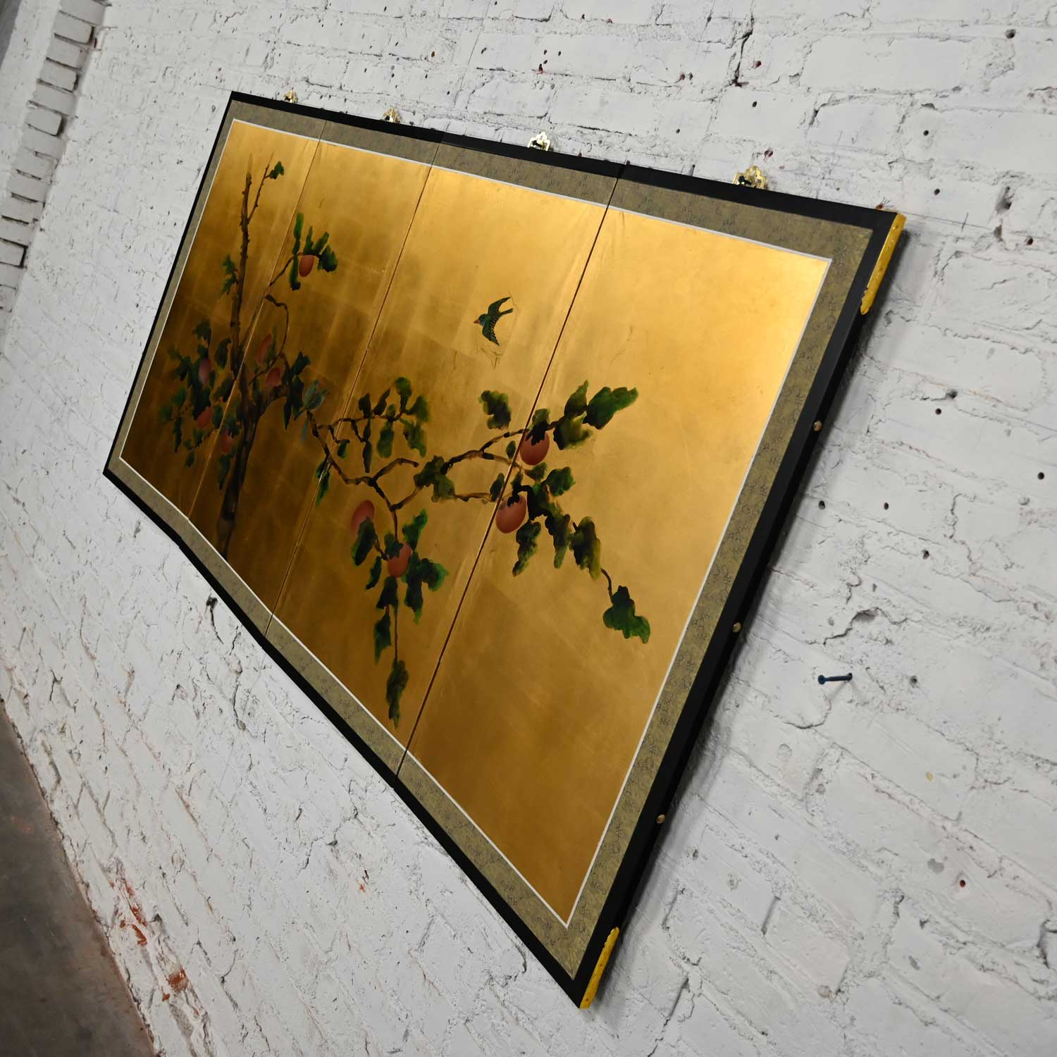 Vintage Chinoiserie Asian 4 Panel Silk Byobu Folding Screen or Wall Hanging Brass Hanging Brackets