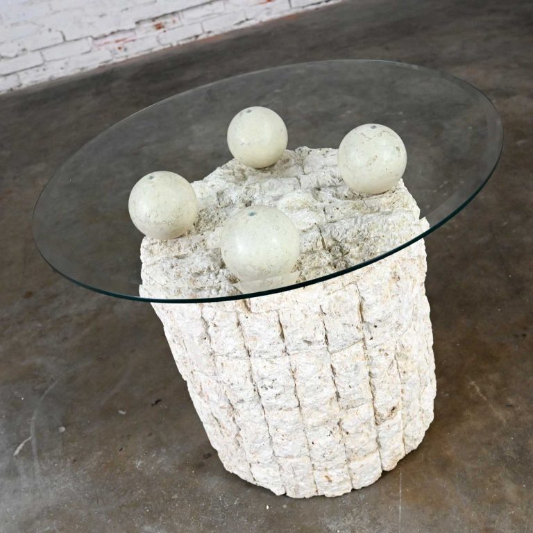 Postmodern Round Tessellated Mactan Stone Base Side Table with 4