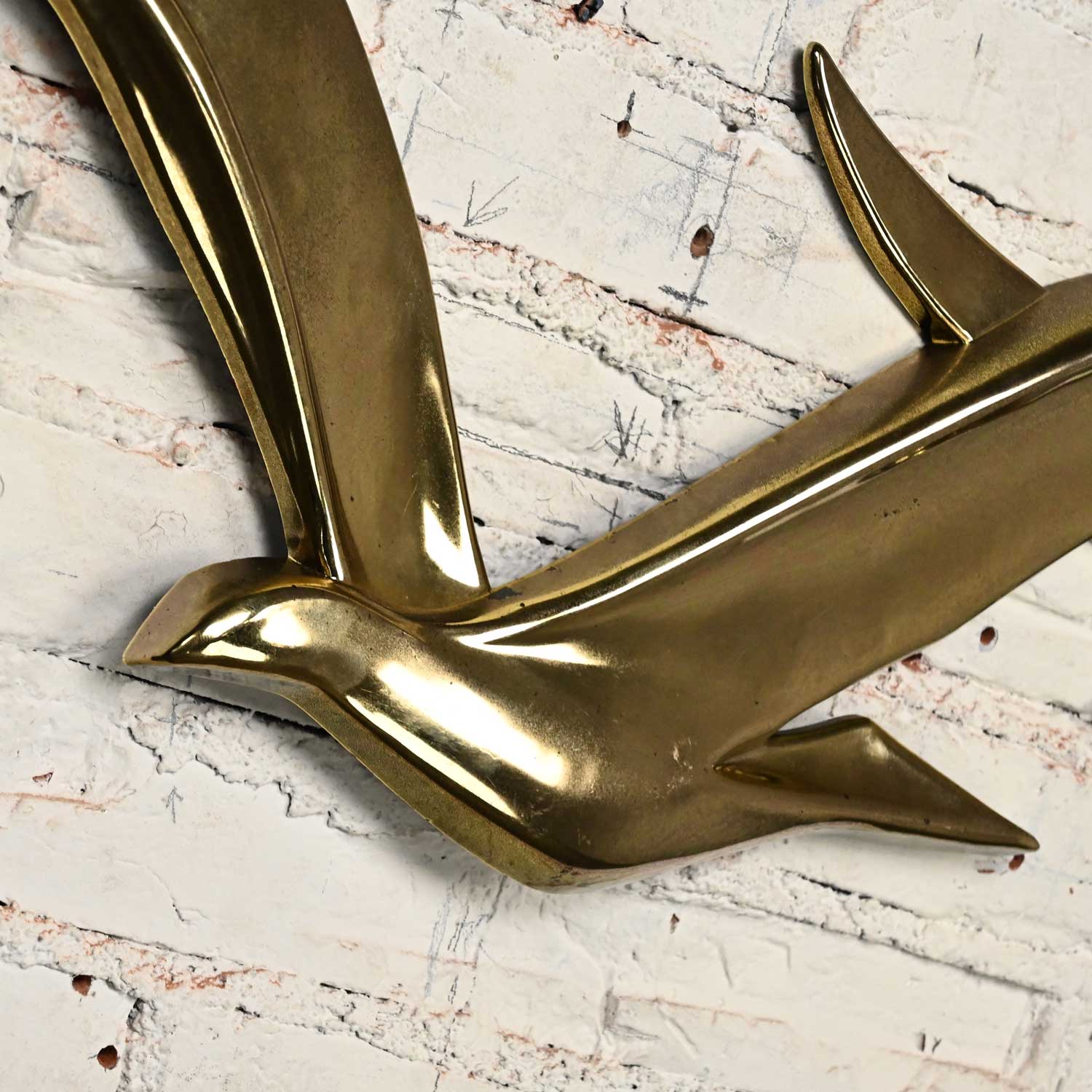 Vintage Mid-Century Modern Gilded Plastic Seagulls in Flight Birds 2 Piece Wall Sculpture by Syroco