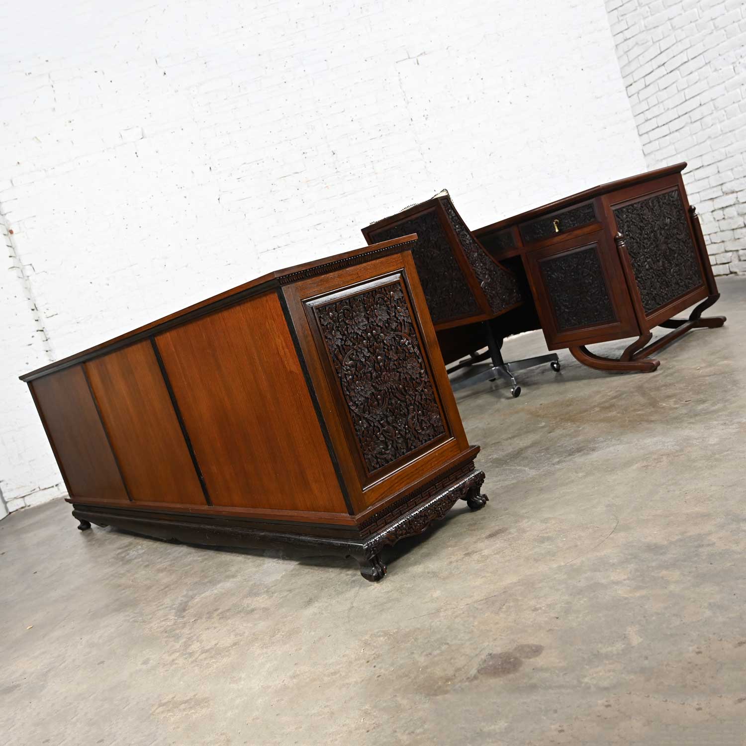 Vintage Chinoiserie Hand Carved Rosewood 3-Piece Office Set Desk Credenza & Desk Chair from Bangkok Thailand