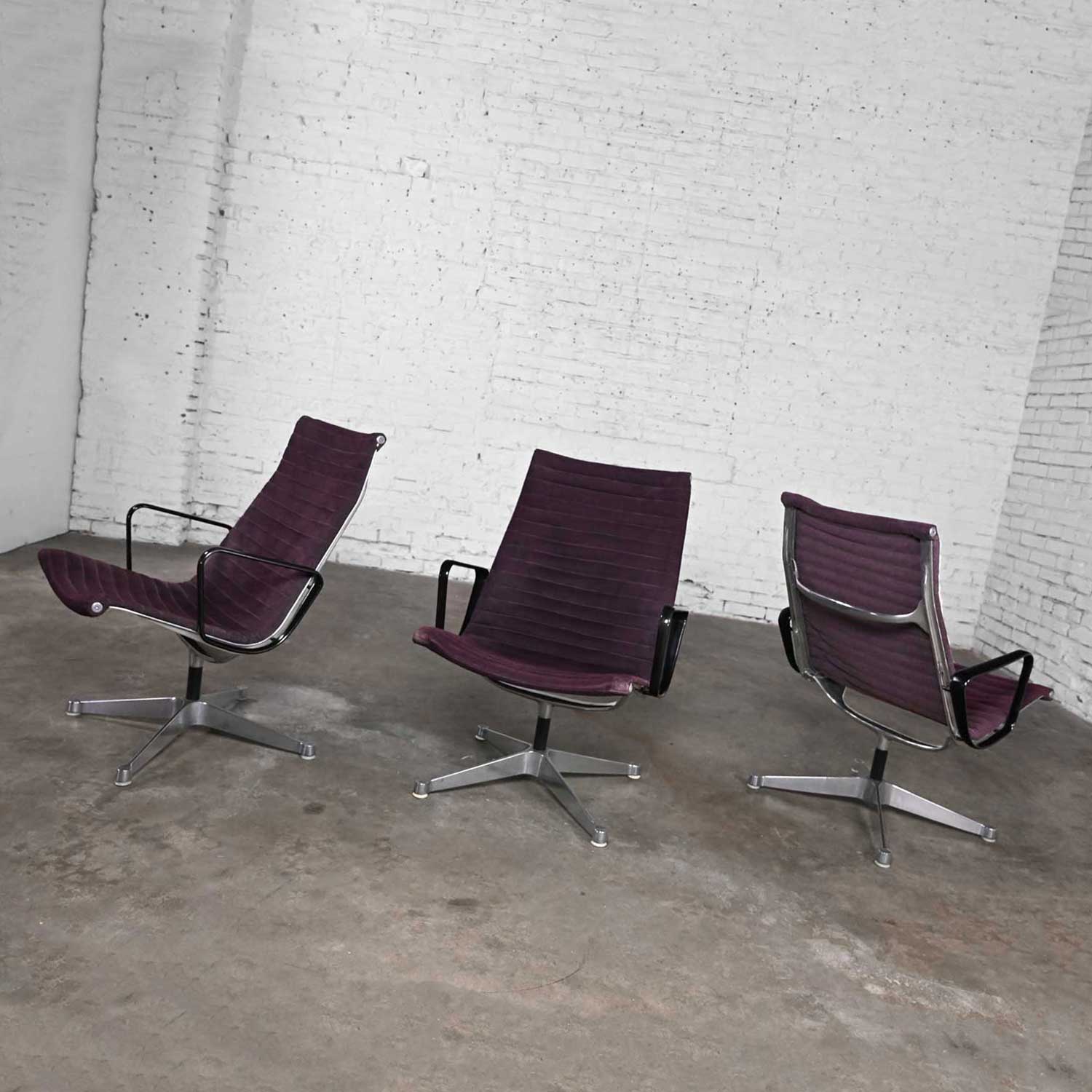 Mid-20th Century MCM Charles & Ray Eames for Herman Miller Aluminum Group High Back Chairs Set of 3