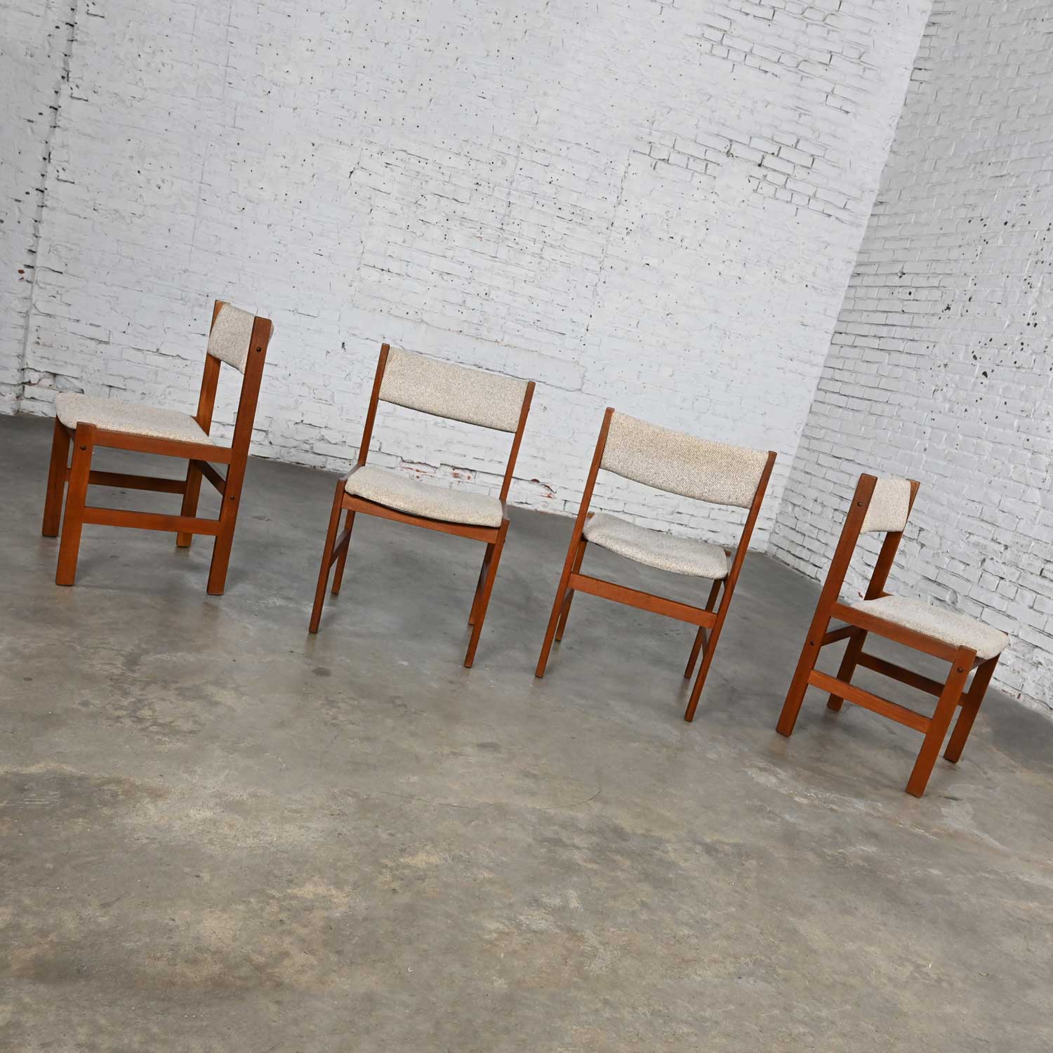 Late 20th Century Scandinavian Modern Sun Furniture Teak & Oatmeal Fabric Dining Chairs set of 4