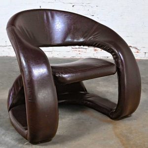 Late 20th Century Postmodern Brown Faux Leather Tongue Chair Attributed to Jaymar Cantilevered Pop Art Chair