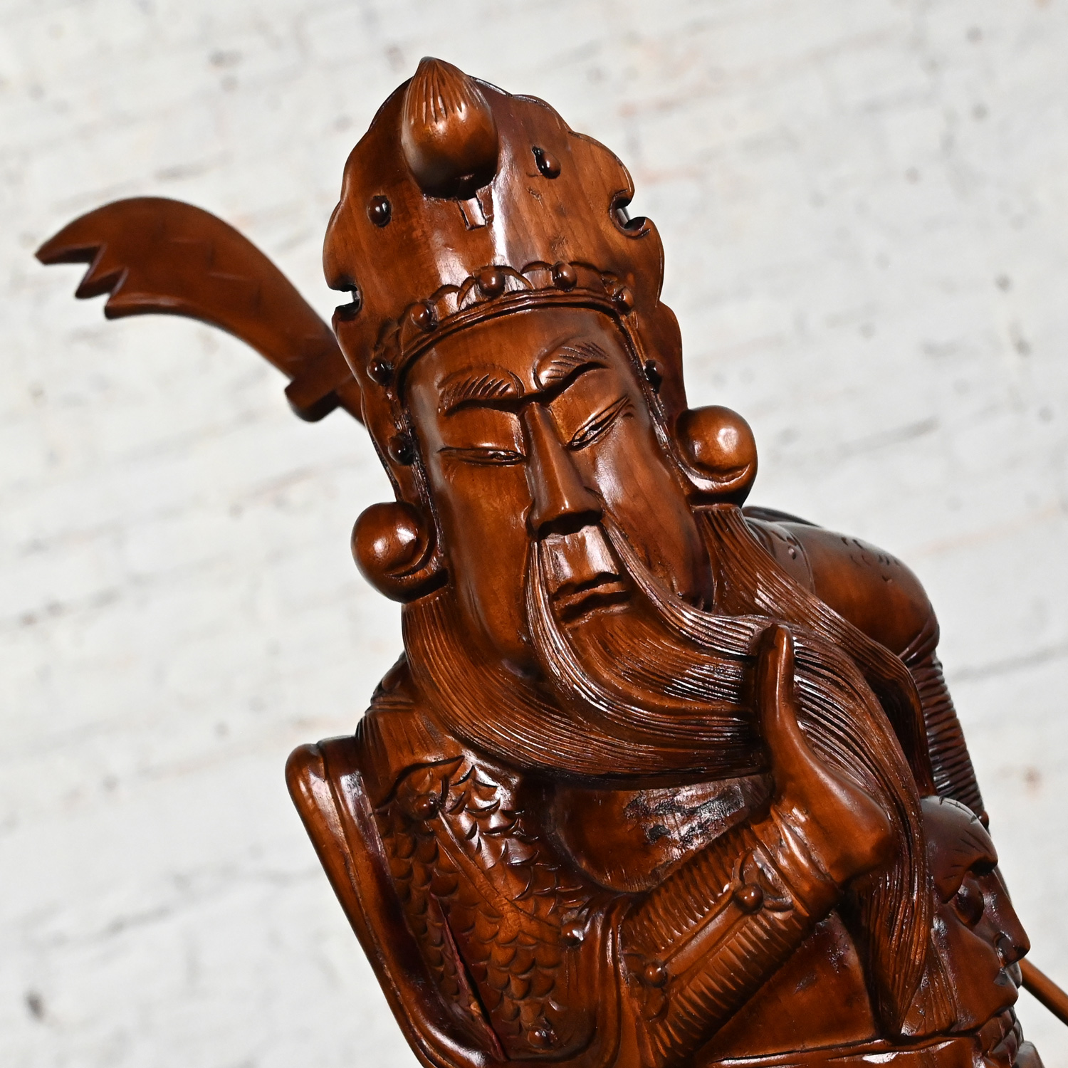 20th Century Asian Sculpture Chinoiserie Rosewood Guan Yu or Chinese Warrior Hand Carved