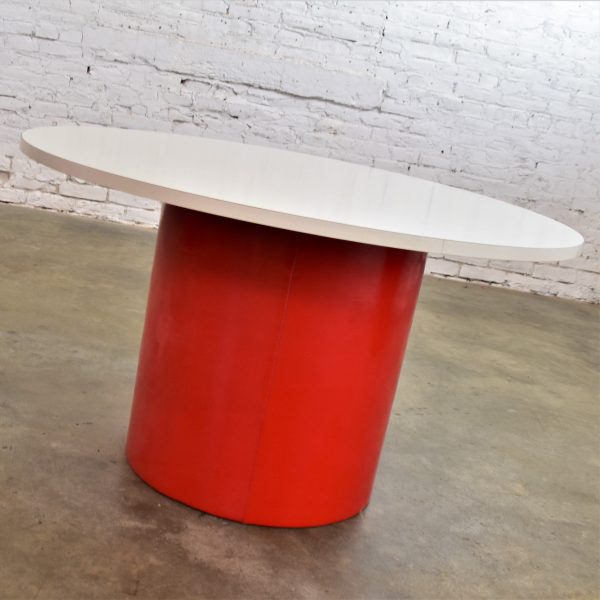 Mod Style Mid-Century Modern New Design Idiom Table by Milo Baughman for Thayer Coggin Red Vinyl Base & White Laminate Top