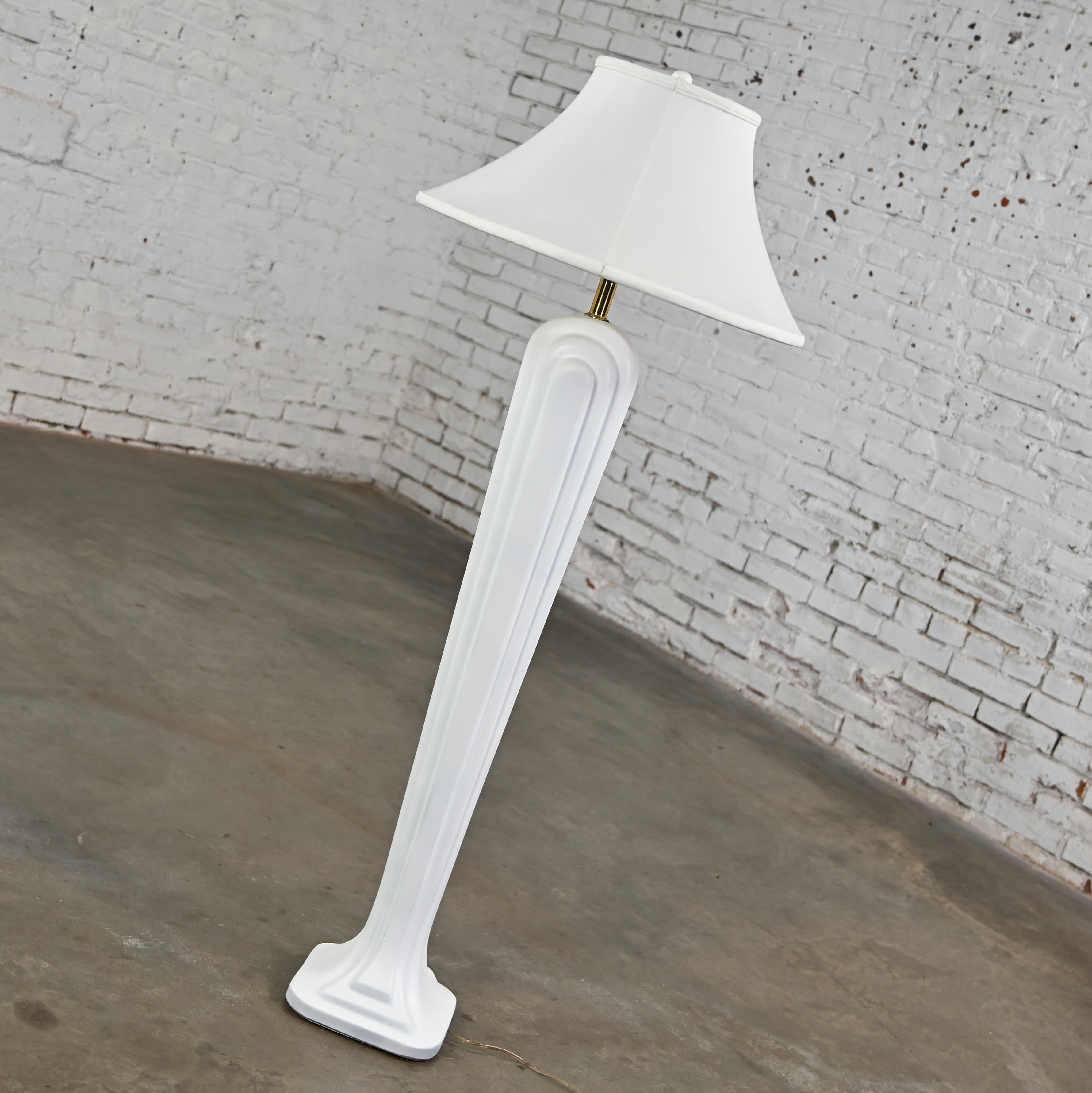 1980’s Art Deco Revival to Postmodern Paolo Gucci Floor Lamp Sculpted Resin & Original Bell Shade