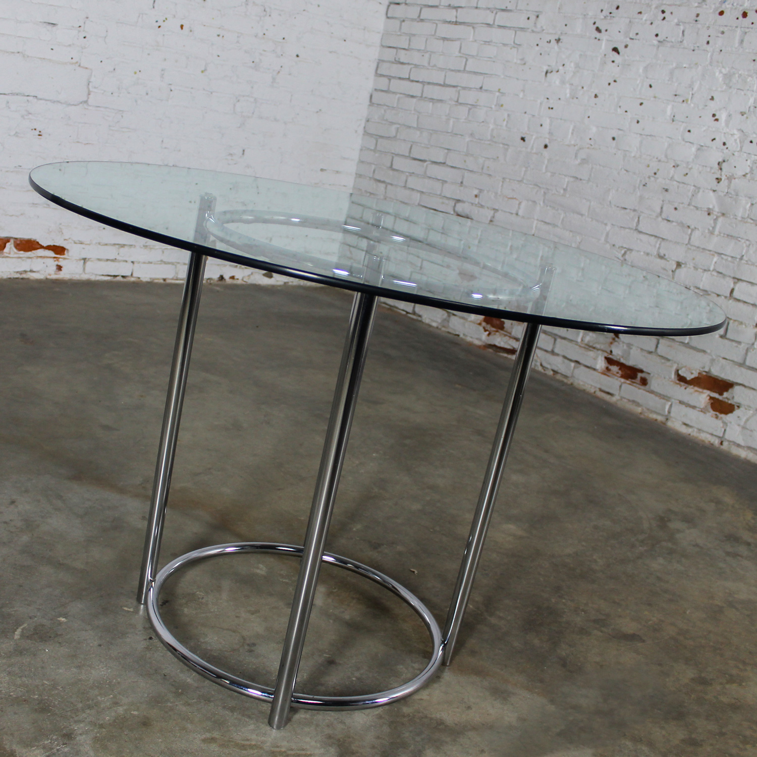 1980’s Modern Daystrom Dinette or Dining Table with Chrome Frame & Round Glass Top