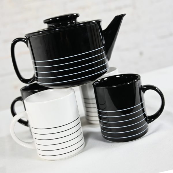 1982 Modern to Postmodern Copco Black & White Glazed Ceramic Teapot & 4 Mugs by Sam Lebowitz