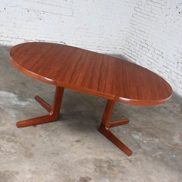 Mid-20th Century Scandinavian Modern Teak Round to Oval Extension Dining Table Pedestal Base by Ansanger Mobler
