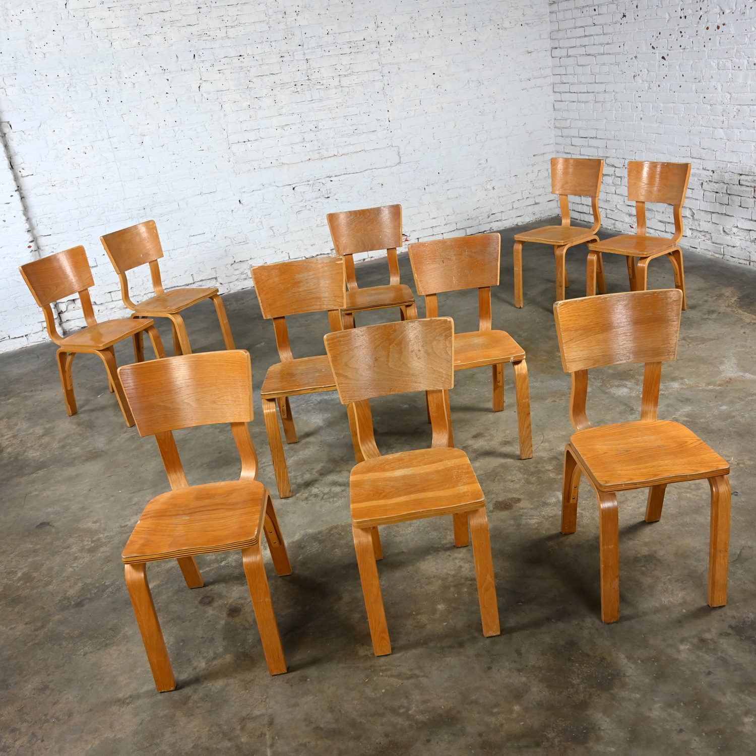 Set 10 Mid-20th Century MCM Thonet #1216 Dining Chairs Bent Oak Plywood Saddle Seat Single Bow