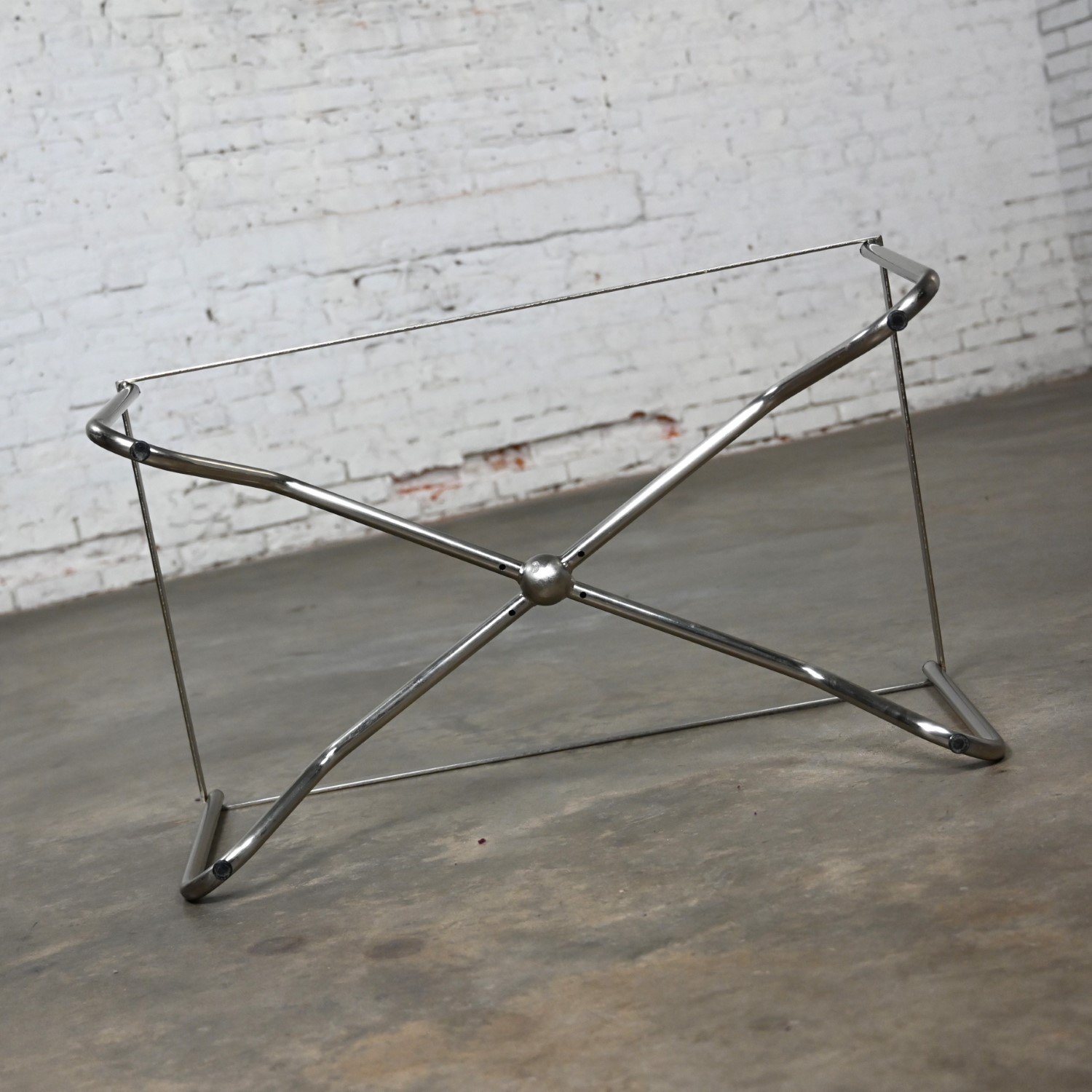Late 20th Century Modern Brushed Steel Tube Coffee Table with Removeable Black Glass Top