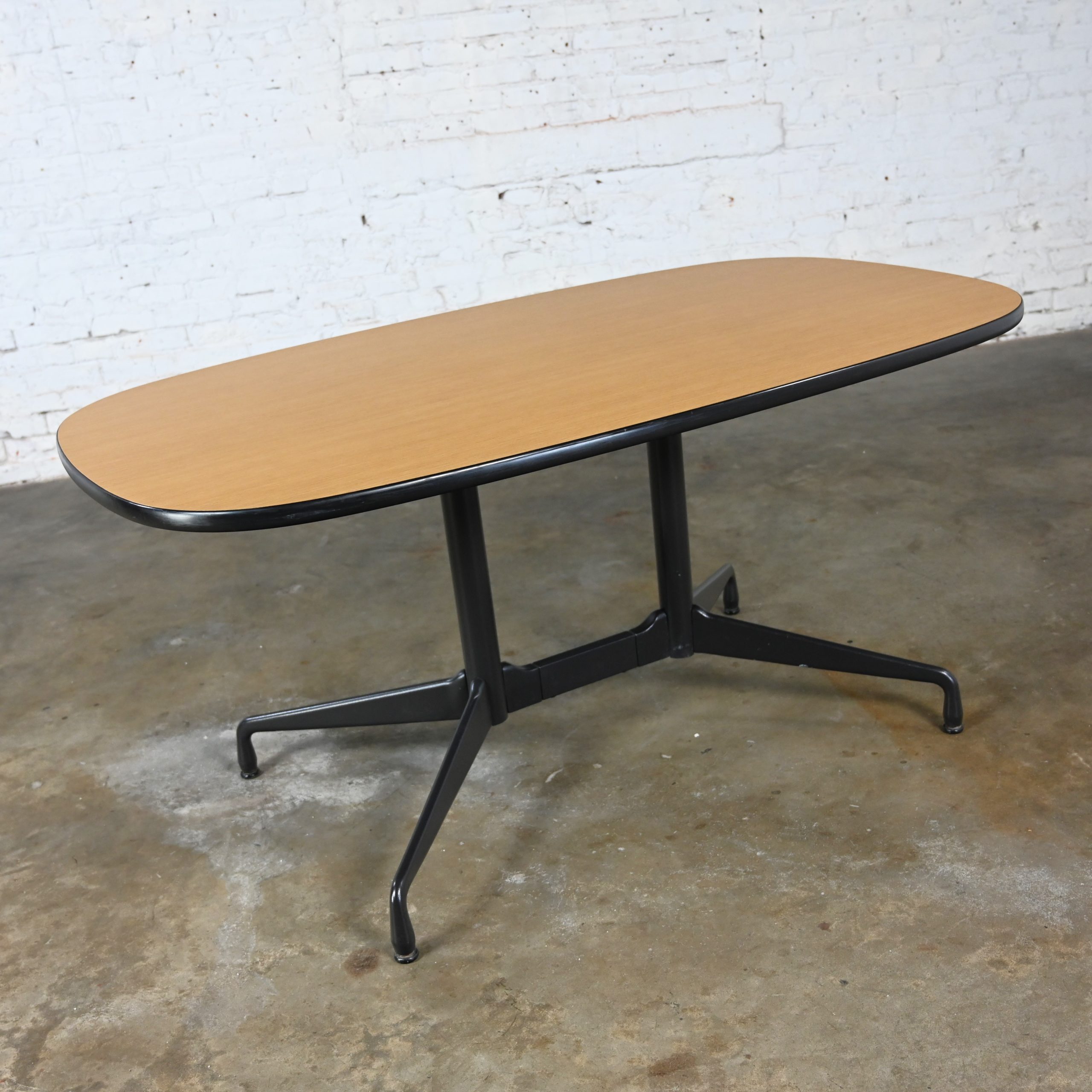 MCM Eames Herman Miller Racetrack Oval Conference or Dining Table Black Universal Segmented Base & Light Blonde Laminate Top