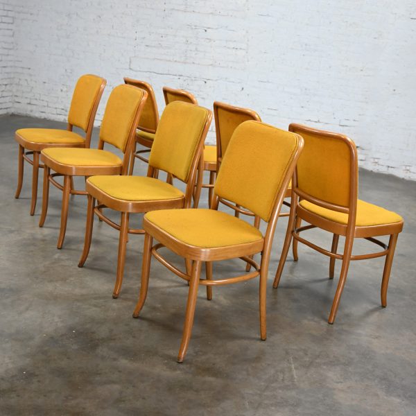 8 Armless Late 20th Century Bauhaus Beech Bentwood Josef Hoffman Prague 811 Side Dining Chairs Style of Thonet