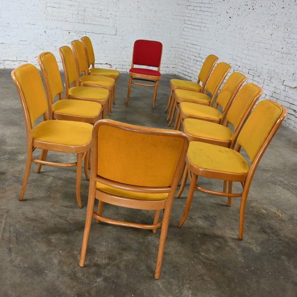 12 Armless Late 20th Century Bauhaus Beech Bentwood Josef Hoffman Prague 811 Side Dining Chairs Style of Thonet
