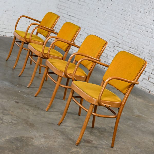 4 Armed Late 20th Century Bauhaus Beech Bentwood Josef Hoffman Prague 811 Dining Chairs Style of Thonet