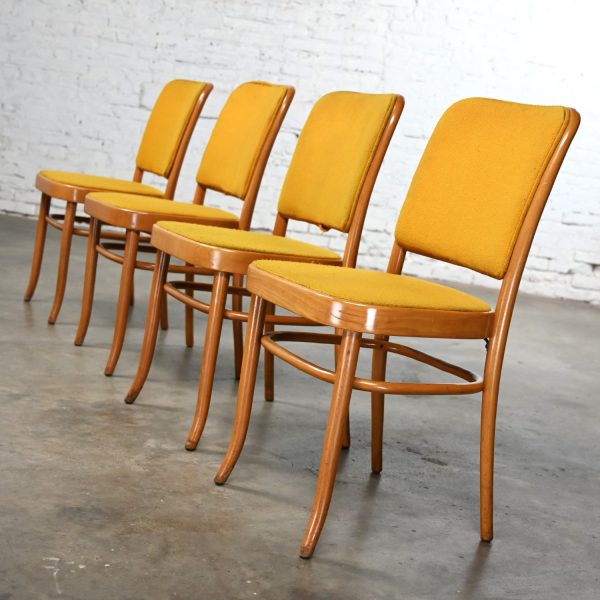 4 Armless Late 20th Century Bauhaus Beech Bentwood Josef Hoffman Prague 811 Side Dining Chairs Style of Thonet