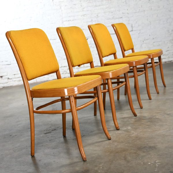 4 Armless Late 20th Century Bauhaus Beech Bentwood Josef Hoffman Prague 811 Side Dining Chairs Style of Thonet