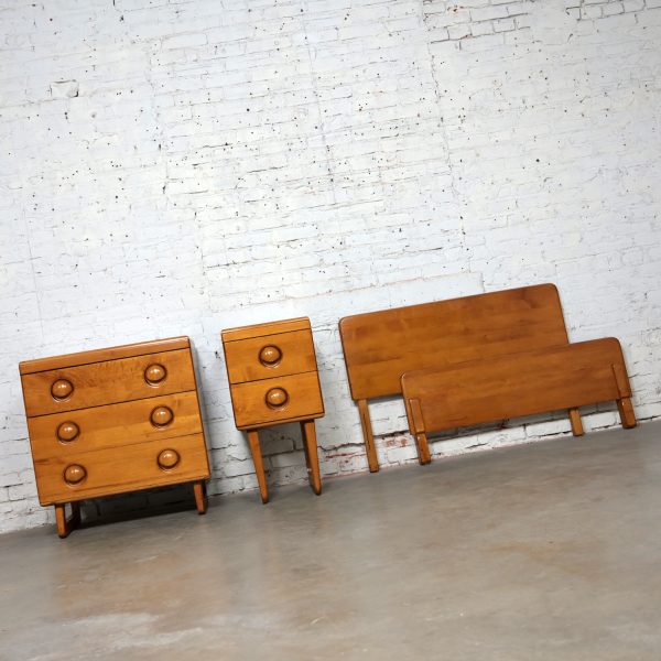 Early to Mid-20th Century Art Moderne Maple Twin Bed Headboard Footboard Small Chest & Nightstand 3 Piece Set