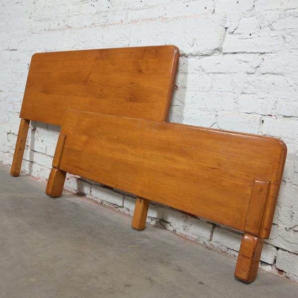 Early-Mid-20th Century Art Moderne Maple Twin Bed Headboard & Footboard Style Bissman