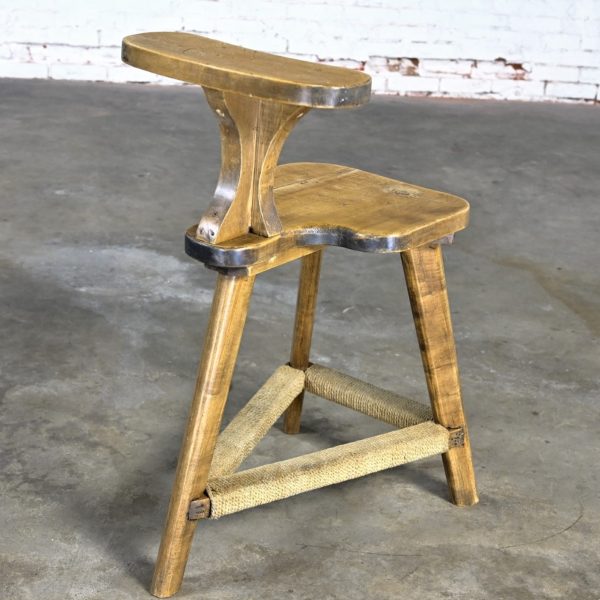 Early 20th Century Rustic Distressed Maple Cockfighting Betting or Sporting Chair Tri-Leg Base with Rope Detail