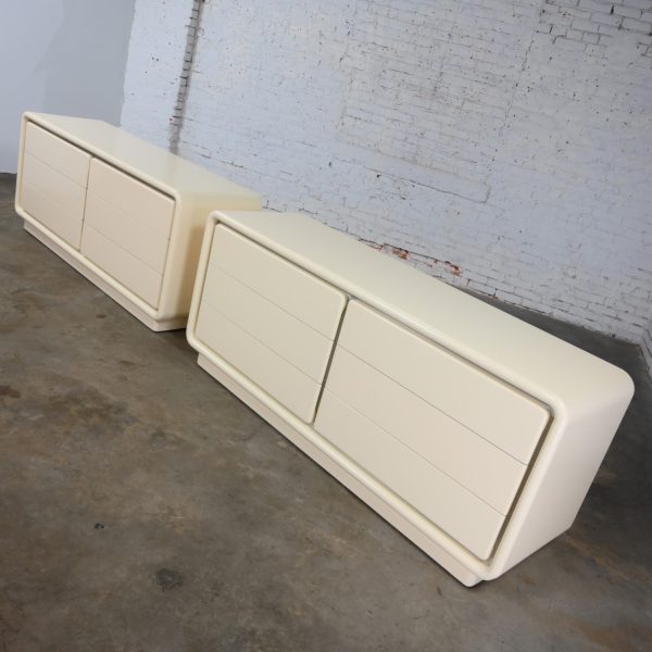 1970-1980’s Modern to Postmodern Glenn of California Dressers or Credenzas Off White Lacquer a Pair