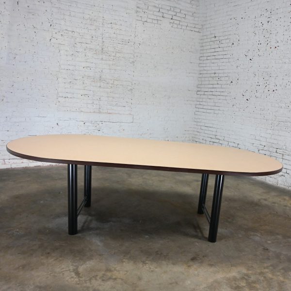 Early 21st Century Modern Surfacetech Racetrack Conference or Dining Table Oval Laminate Top