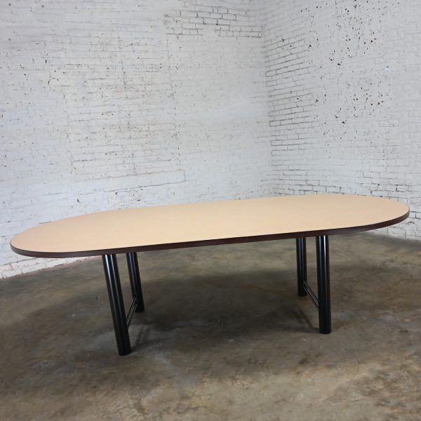 Early 21st Century Modern Surfacetech Racetrack Conference or Dining Table Oval Laminate Top