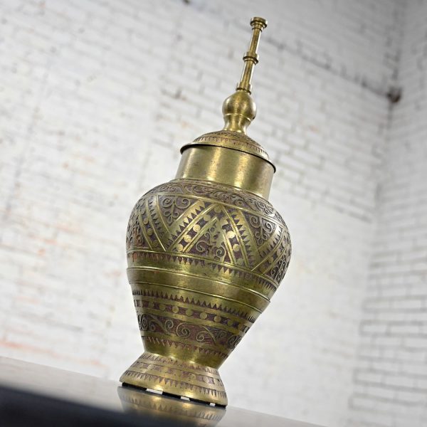 20Th Century Asian Islamic Philippine Wedding Vessel or Gador or Mindanao Maranao Cast Brass Urn