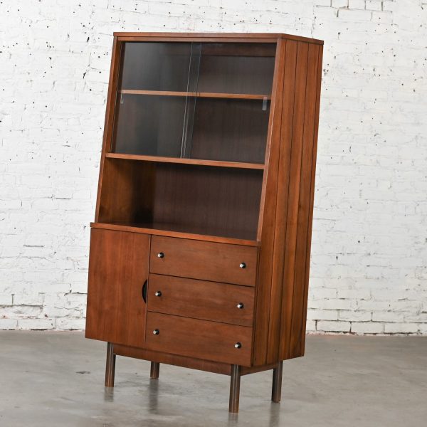 Mid-20th Century Mid Century Modern Stanley Furniture Petite Walnut China Cabinet Book or Display Case