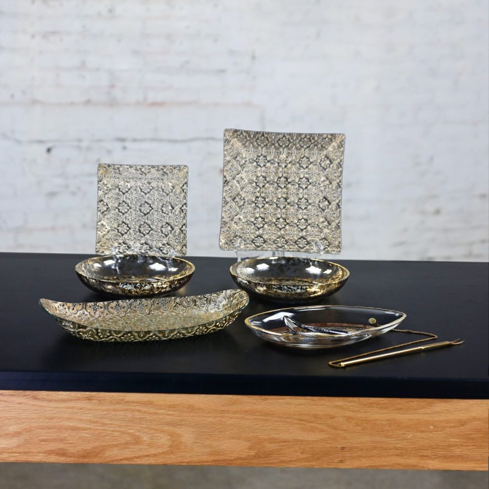 6 Piece Set Mid-20th Century Mid Century Modern Georges Briard Glass Pieces 1 Tray 2 Square Platters 2 Bowls & 1 Relish Dish