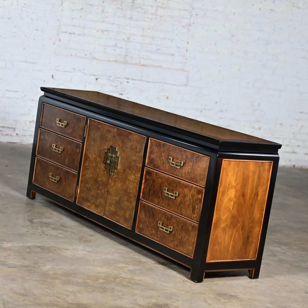 Late 20th Century Chinoiserie Black & Burl Chin Hua Collection Dresser or Sideboard by Raymond K. Sabota for Century Furniture