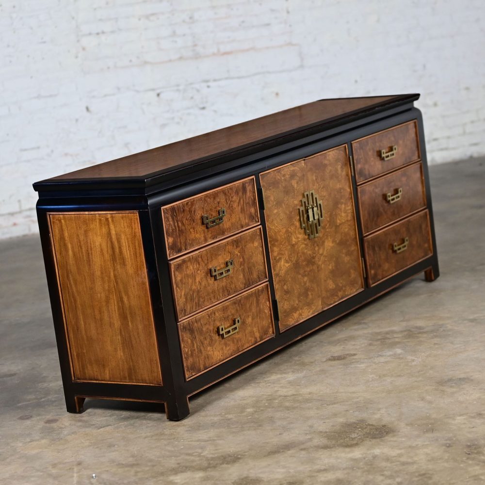 Late 20th Century Chinoiserie Black & Burl Chin Hua Collection Dresser or Sideboard by Raymond K. Sabota for Century Furniture