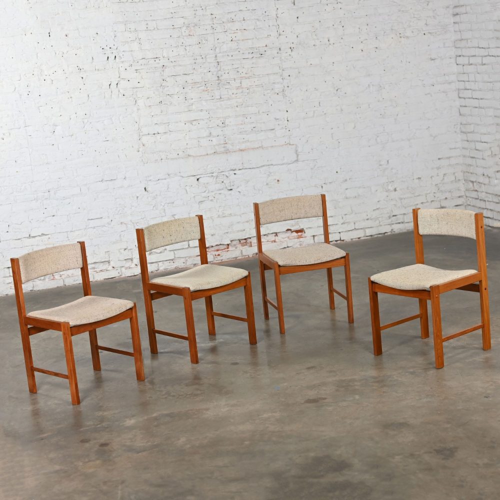 1970’s Scandinavian Modern D Scan Dining Chairs with Teak Frames & Oatmeal Fabric Set of 4