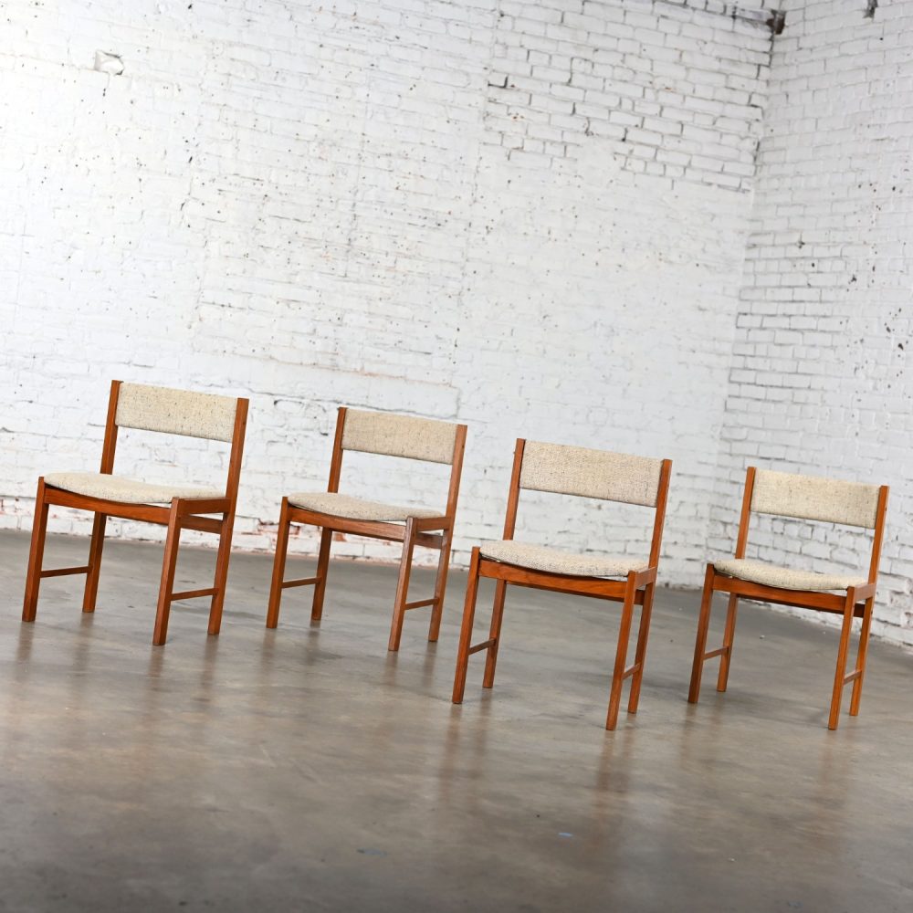 1970’s Scandinavian Modern D Scan Dining Chairs with Teak Frames & Oatmeal Fabric Set of 4