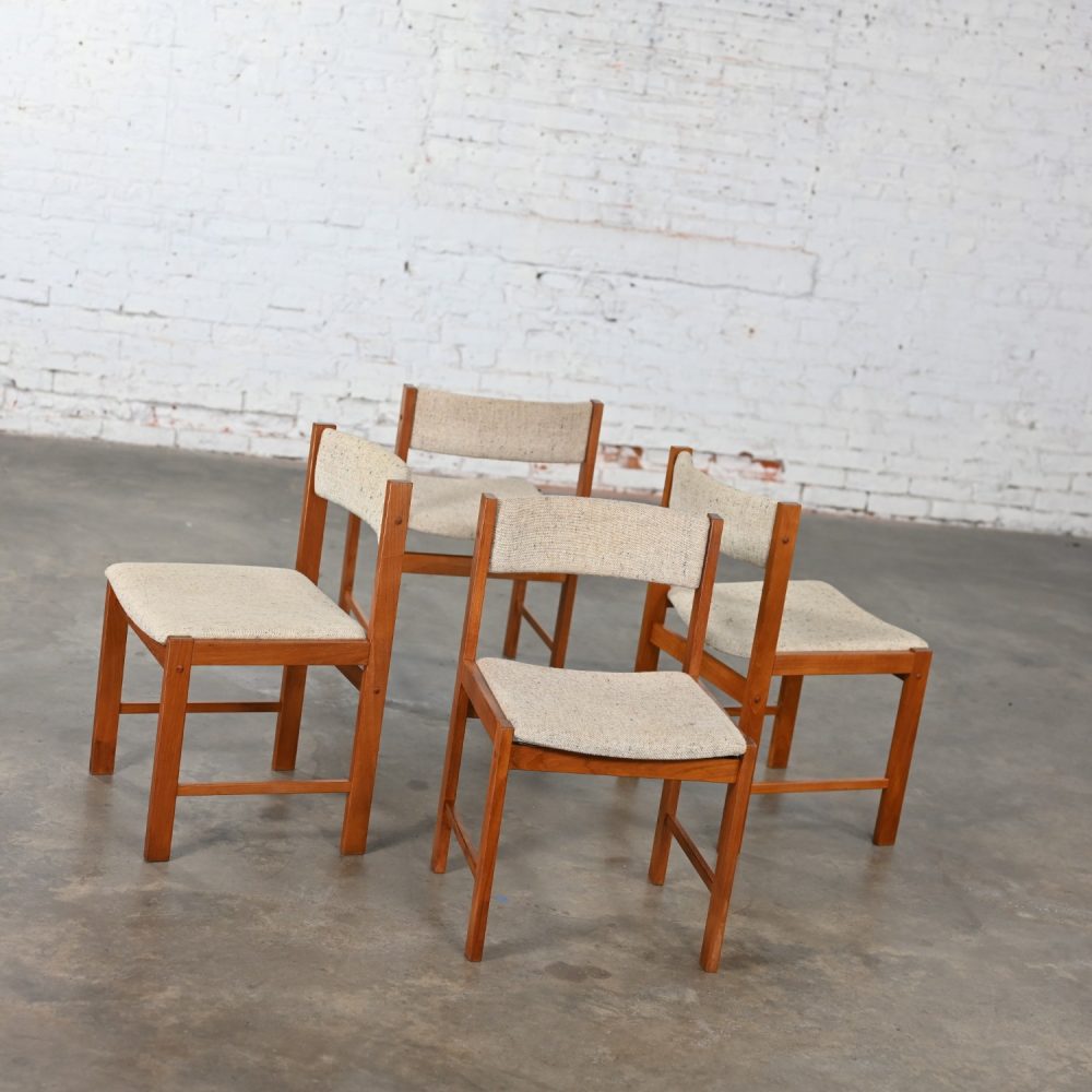 1970’s Scandinavian Modern D Scan Dining Chairs with Teak Frames & Oatmeal Fabric Set of 4